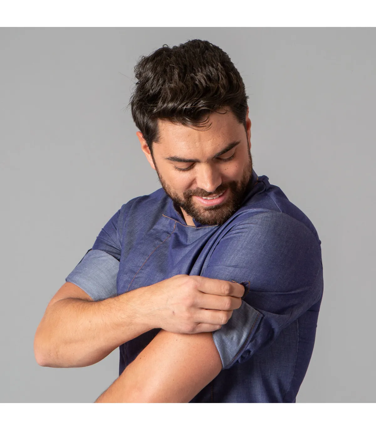 Unisex-Kochjacke mit hochkrempelbaren Ärmeln und Stehkragen, Jeansstoff GARY'S UNIFORMS 946800